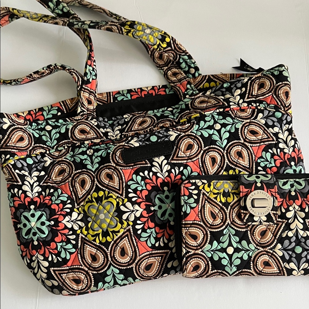Vera Bradley Medallion Paisley Quilted Tote Bag & Matching Zip Wallet Set